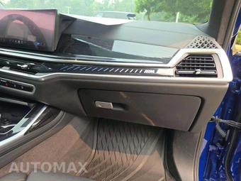 2025 BMW X7 M60i – miniatura 17