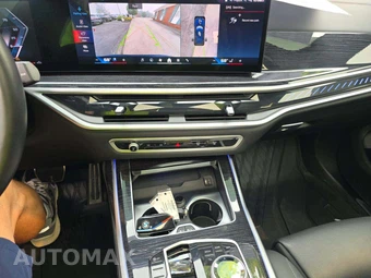 2025 BMW X7 M60i – miniatura 7