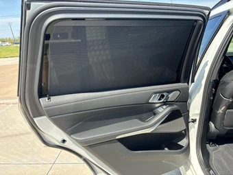 2025 BMW X7 M60i - miniatura 36