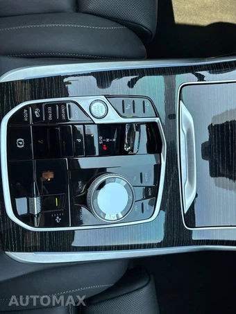 2025 BMW X7 M60i - miniatura 46