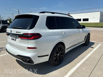 2025 BMW X7 M60i - miniatura 9