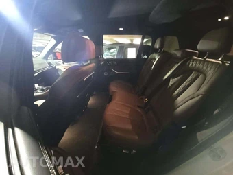 2025 BMW X7 M60i – miniatura 13