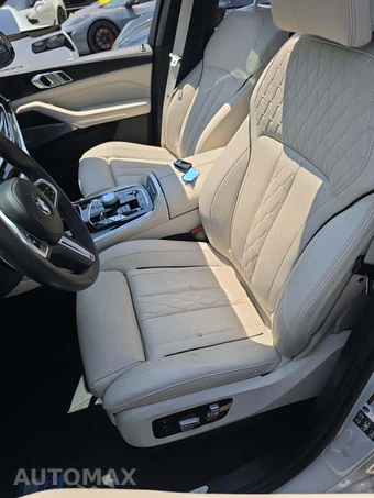 2025 BMW X7 M60i – miniatura 6