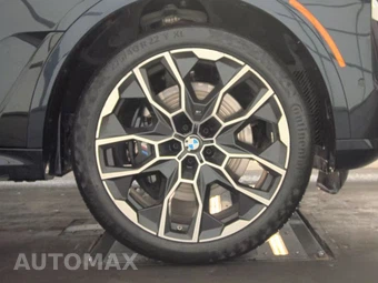 2025 BMW X7 M60i – miniatura 10