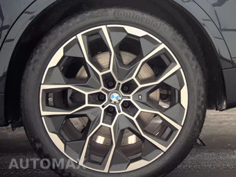 2025 BMW X7 M60i – miniatura 12