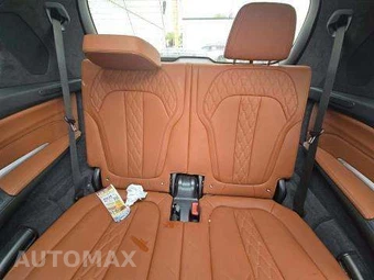 2025 BMW X7 M60i – miniatura 14