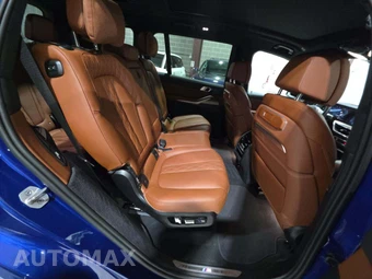 2025 BMW X7 M60i – miniatura 14