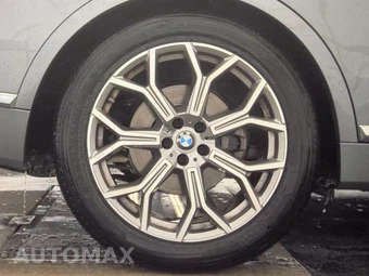 2025 BMW X7 xDrive40i - miniatura 11