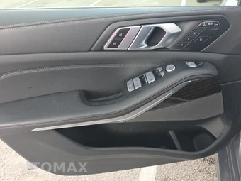 2025 BMW X7 xDrive40i - miniatura 15
