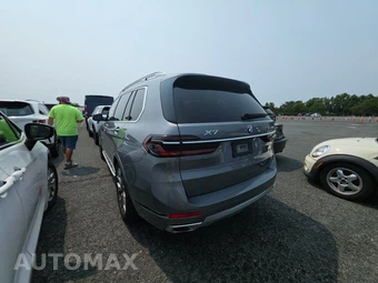 2025 BMW X7 xDrive40i – miniatura 17