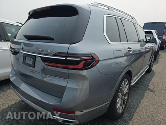 2025 BMW X7 xDrive40i – miniatura 5
