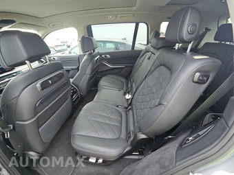 2025 BMW X7 xDrive40i – miniatura 13