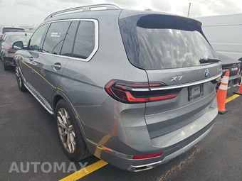2025 BMW X7 xDrive40i – miniatura 6