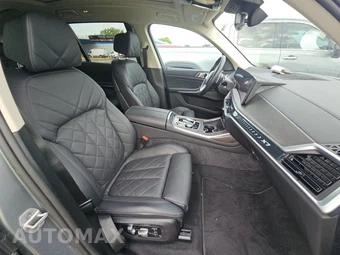 2025 BMW X7 xDrive40i – miniatura 8
