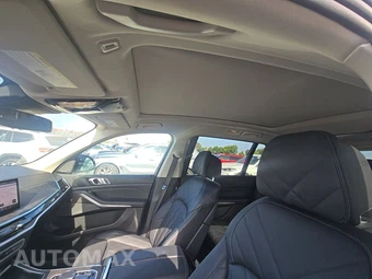 2025 BMW X7 xDrive40i - miniatura 14