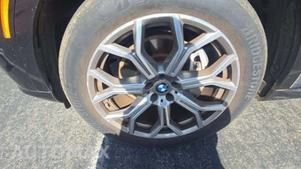 2025 BMW X7 xDrive40i - miniatura 23