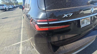2025 BMW X7 xDrive40i - miniatura 26