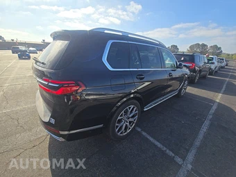 2025 BMW X7 xDrive40i - miniatura 4