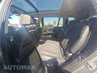 2025 BMW X7 xDrive40i - miniatura 13