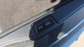 2025 BMW X7 xDrive40i - miniatura 24