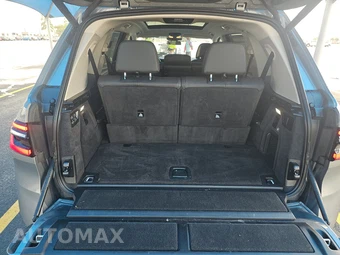 2025 BMW X7 xDrive40i – miniatura 18