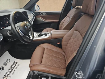 2025 BMW X7 xDrive40i - miniatura 7