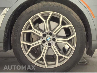 2025 BMW X7 xDrive40i – miniatura 10