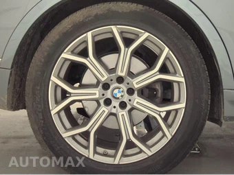 2025 BMW X7 xDrive40i – miniatura 11