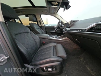 2025 BMW X7 xDrive40i – miniatura 14