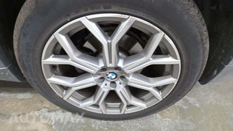 2025 BMW X7 xDrive40i – miniatura 28