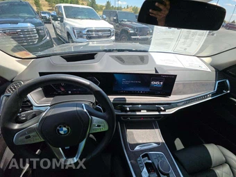 2025 BMW X7 xDrive40i – miniatura 10