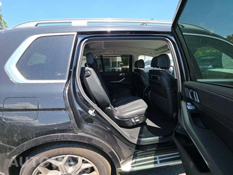 2025 BMW X7 xDrive40i – miniatura 17