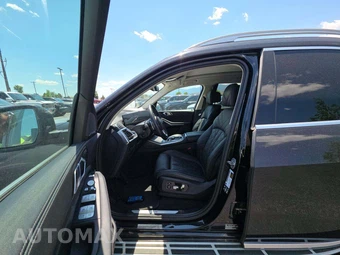 2025 BMW X7 xDrive40i – miniatura 6