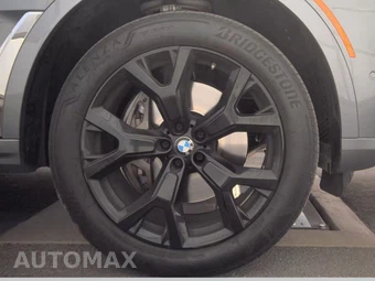 2025 BMW X7 xDrive40i – miniatura 10