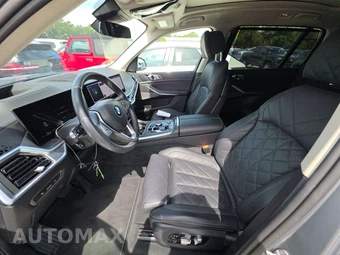 2025 BMW X7 xDrive40i – miniatura 13