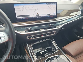 2025 BMW X7 xDrive40i - miniatura 17