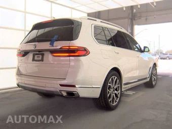 2025 BMW X7 xDrive40i - miniatura 5