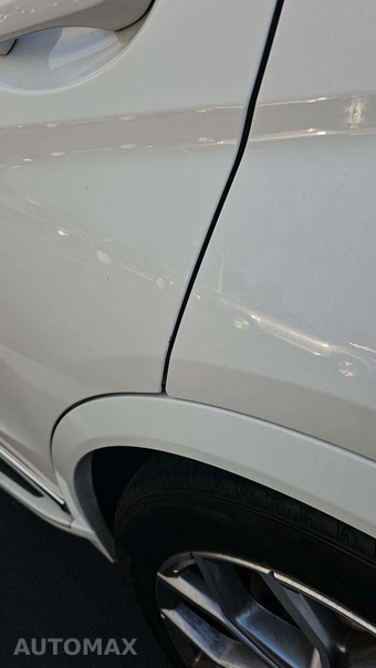 2025 BMW X7 xDrive40i – miniatura 24