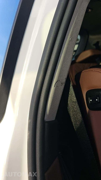 2025 BMW X7 xDrive40i – miniatura 33