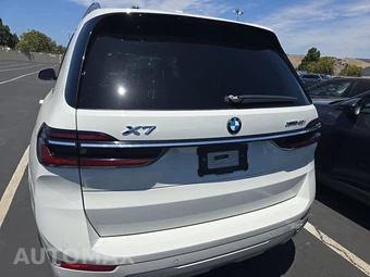 2025 BMW X7 xDrive40i – miniatura 5