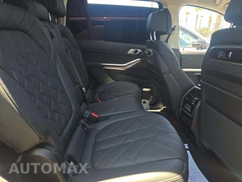 2025 BMW X7 xDrive40i – miniatura 17