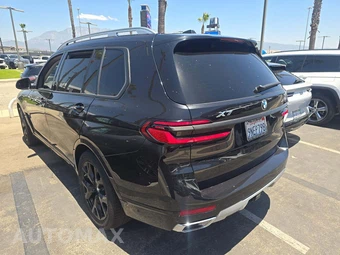 2025 BMW X7 xDrive40i – miniatura 2