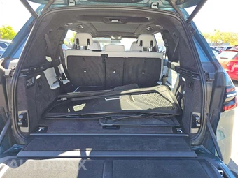 2025 BMW X7 xDrive40i – miniatura 12