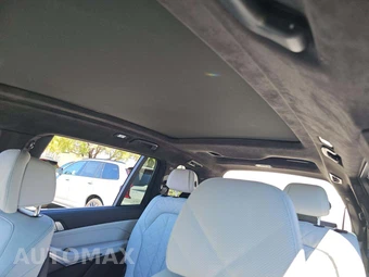 2025 BMW X7 xDrive40i – miniatura 8