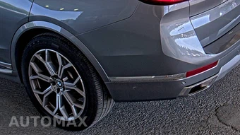 2025 BMW X7 xDrive40i – miniatura 10