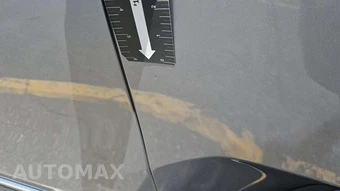 2025 BMW X7 xDrive40i – miniatura 27