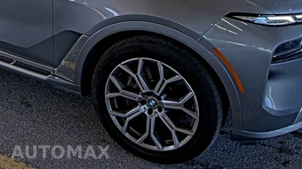 2025 BMW X7 xDrive40i – miniatura 8