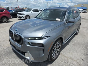 2025 BMW X7 xDrive40i