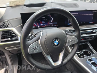 2025 BMW X7 xDrive40i – miniatura 10