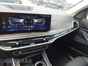 2025 BMW X7 xDrive40i – miniatura 11
